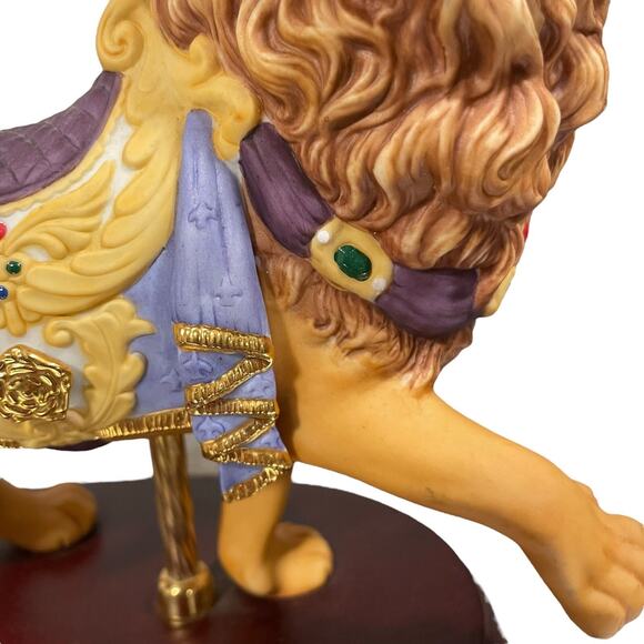 Vintage Lenox Carousel Lion Porcelain Figure w/Certification Stamp 1990 - Picture 4 of 16